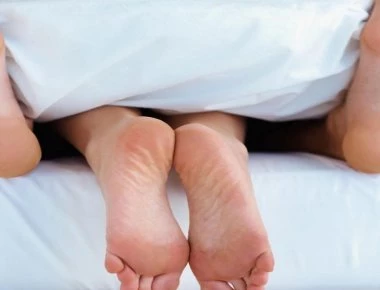 «Ροζ σκάνδαλο» σε ΔΕΚΟ – Στη… φόρα φωτογραφίες αρχισυνδικαλιστή με την εντυπωσιακή… Τζούλια! (φωτό)